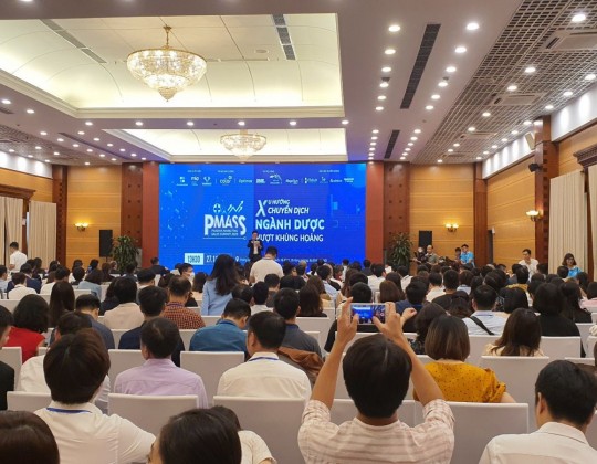 Những hình ảnh ấn tượng của Sữa hoàng gia Úc Royal Ausnz tại sự kiện lớn nhất ngành Dược PMASS 2020