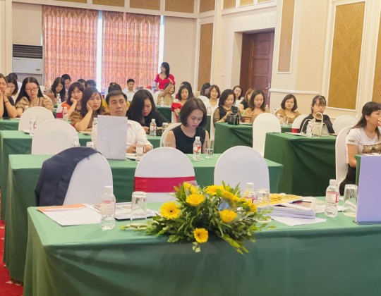 Royal Ausnz hân hạnh đồng hành cùng sự kiện Đối tác chiến lược ngành Mẹ và Bé “Kết nối & Chia sẻ” tại Resort Sông Hồng Vĩnh Phúc