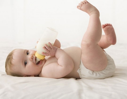 Sữa tốt cho hệ tiêu hóa của trẻ sơ sinh là gì? “Tiêu chí vàng” giúp mẹ chọn sữa tốt nhất cho con