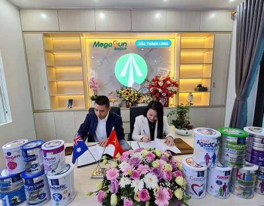 Sữa Hoàng Gia ký kết hợp tác chiến lược năm 2023 với nhà phân phối Việt Thắng tại khu vực Bắc Thăng Long, Hà Nội