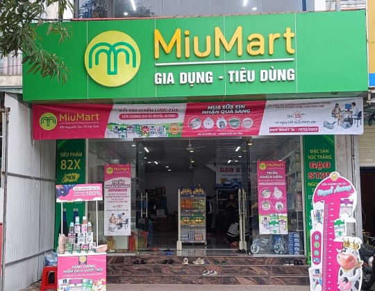 Chuyến Trade And Show mang thương hiệu Royal Ausnz đã có mặt tại MiuMart – Hà Tĩnh