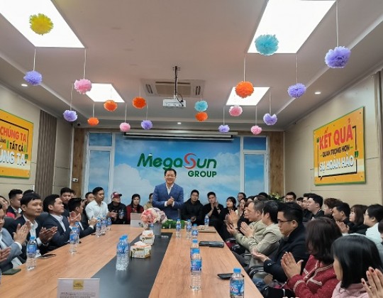 Sữa Hoàng Gia Royal Ausnz hội ngộ chào xuân Quý Mão 2023 tất thắng