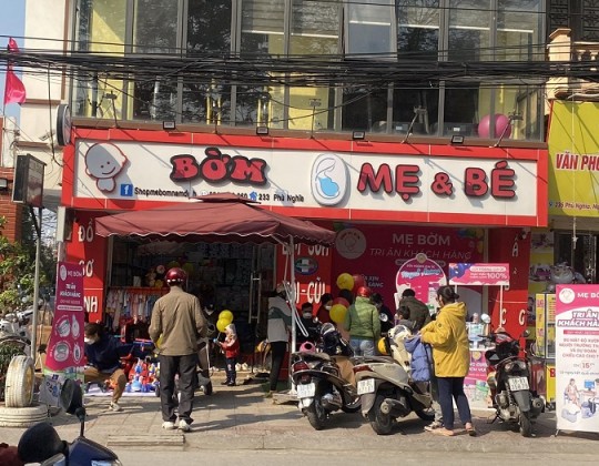 Sữa Hoàng Gia và Shop Mẹ Bờm tri ân khách hàng với chương trình Trade And Show đầy ý nghĩa