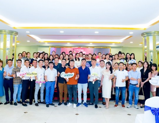 Sữa Hoàng Gia Royal Ausnz hân hạnh đồng hành cùng hội nghị khách hàng khu vực Hà Nội - Sơn Tây - Bắc Giang