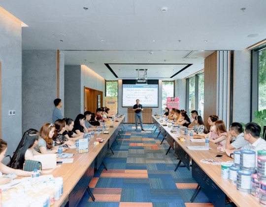 Sữa Hoàng Gia hân hạnh đồng hành cùng MegaSun Group tổ chức thành công hội thảo khách hàng khu vực Tây Nguyên
