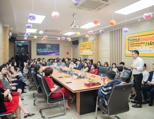 Sữa Hoàng Gia Royal Ausnz khai xuân mở lộc chào đón 2024