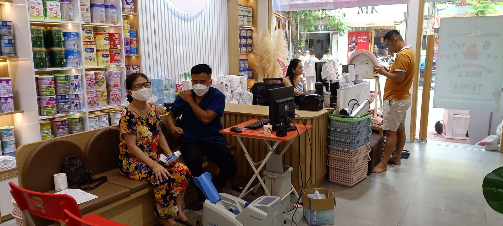 Chương trình Trade & Show của sữa Hoàng Gia Úc