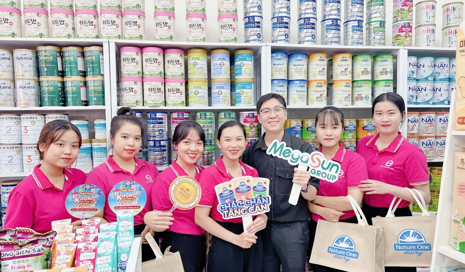 Đào tạo kiến thức sản phẩm Sữa Hoàng Gia