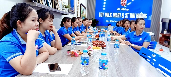 Buổi đào tạo sản phẩm chuyên sâu tại điểm bán