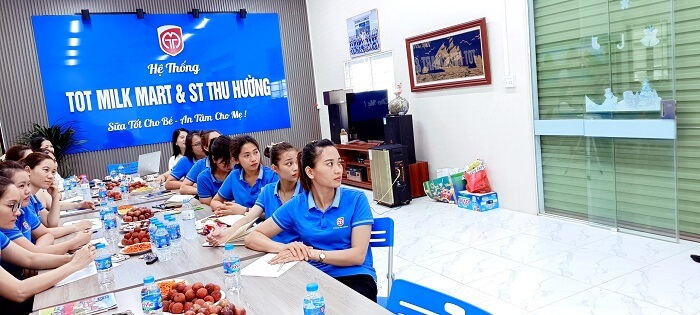 Buổi đào tạo sản phẩm chuyên sâu tại điểm bán