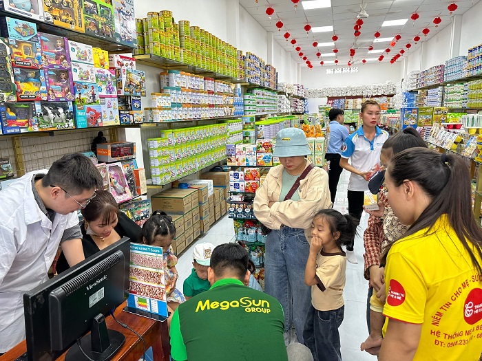 Sữa Hoàng Gia đồng hành cùng hệ thống Thanh Tú