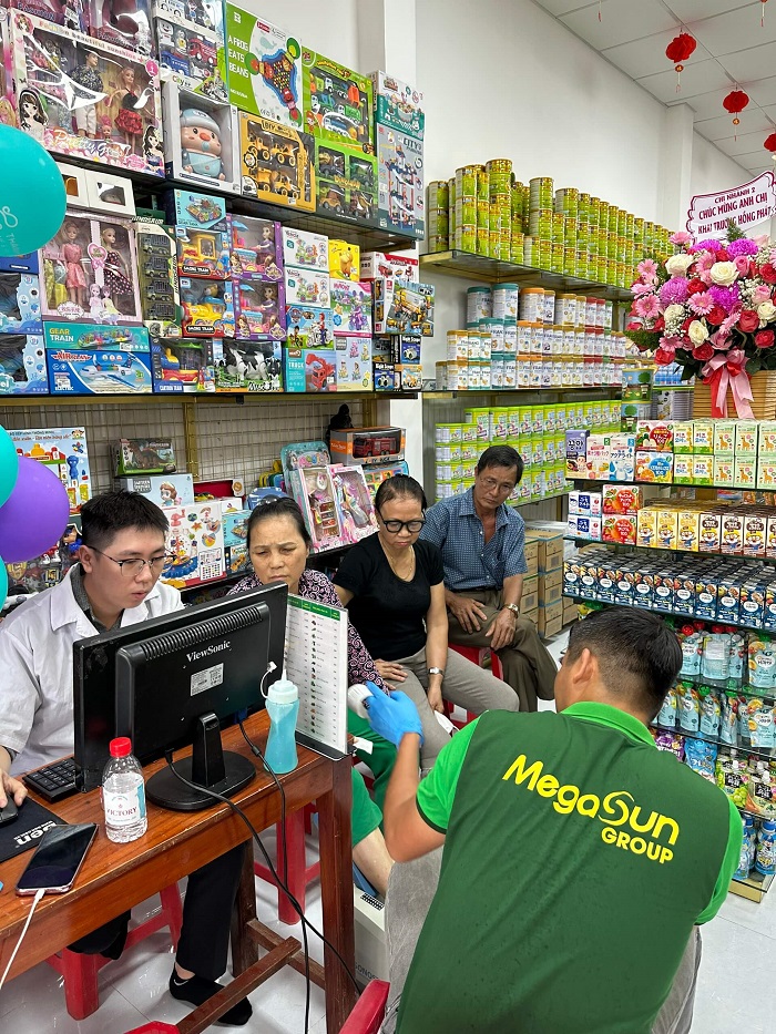 Sữa Hoàng Gia đồng hành cùng hệ thống Thanh Tú