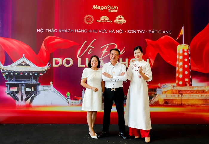 Hội nghị khách hàng Sữa Hoàng Gia