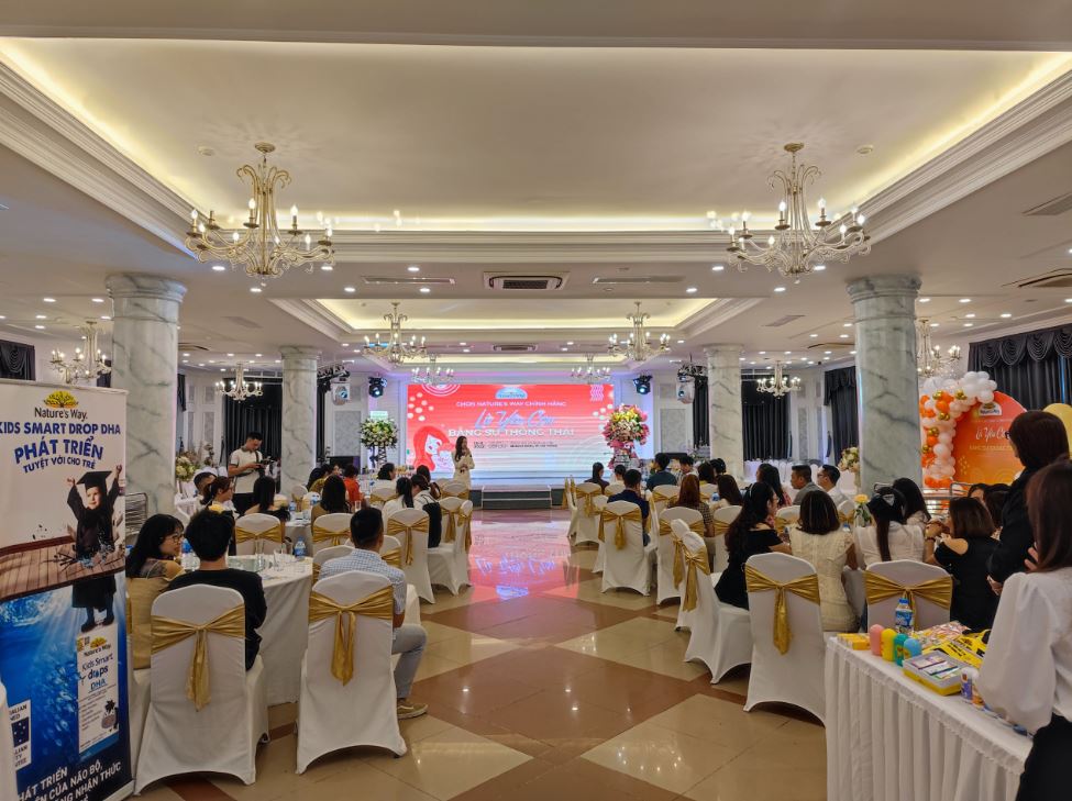 Sữa Hoàng Gia vinh dự tham gia hội thảo của Nature's Way