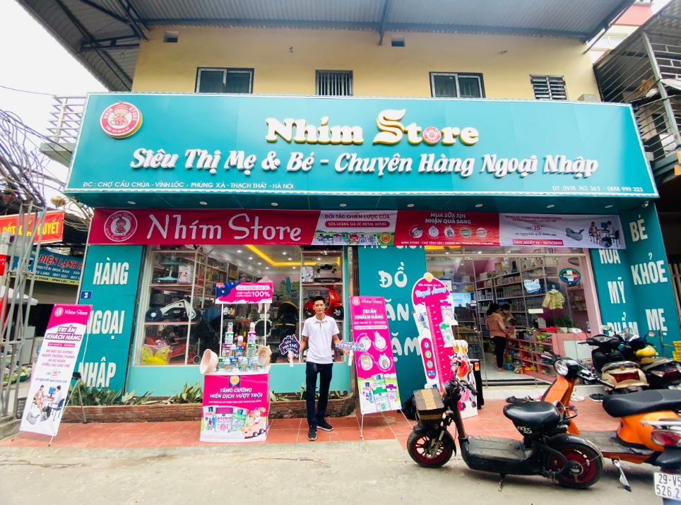 Sữa Hoàng Gia tri ân khách hàng tại Nhím Store thông qua chương trình Trade & Show