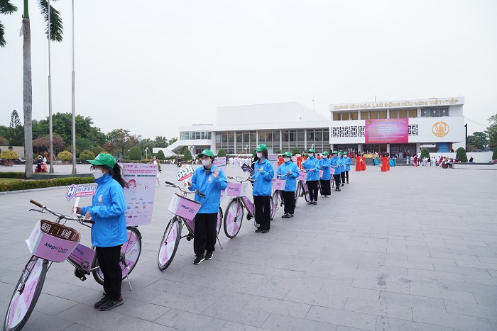 Roadshow hoành tráng tại Cute Baby