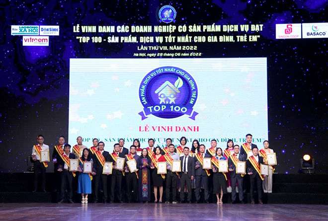 Lễ Vinh danh Top 100 Sản phẩm dịch vụ tốt nhất cho gia đình, trẻ em năm 2022