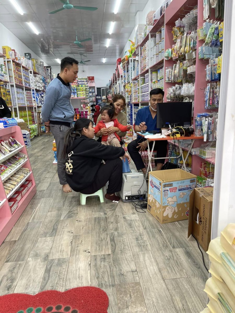 Sữa Hoàng Gia tri ân Shop Chip Baby – Thái Nguyên với món quà Trade And Show đầy ý nghĩa