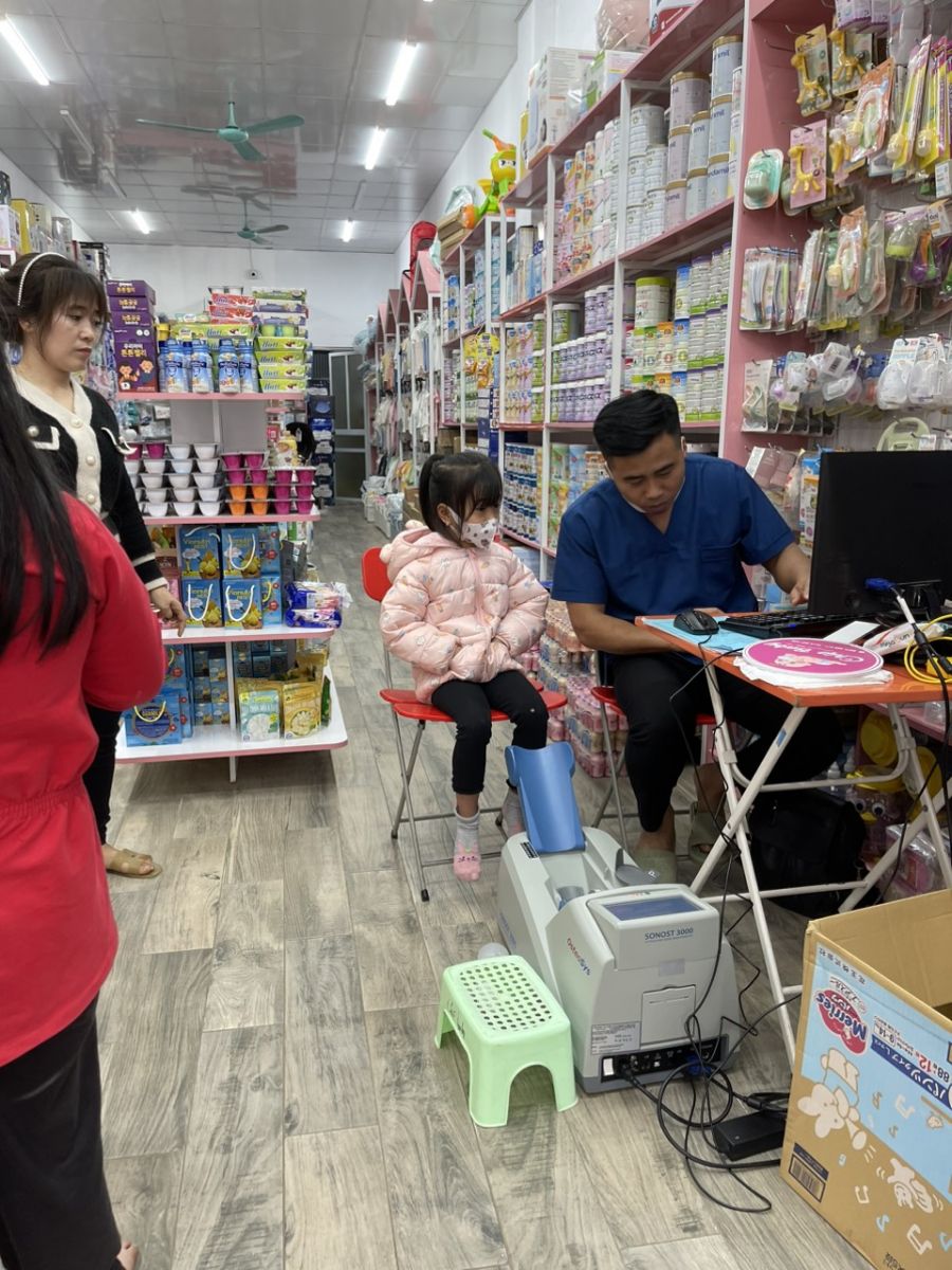 Sữa Hoàng Gia tri ân Shop Chip Baby – Thái Nguyên với món quà Trade And Show đầy ý nghĩa