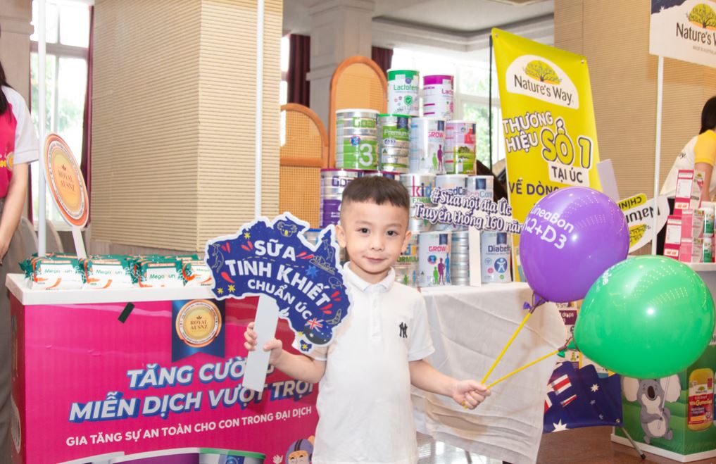 Sữa Hoàng Gia tham dự Hội thảo tiền sản do Bébé Store - Vĩnh Phúc tổ chức