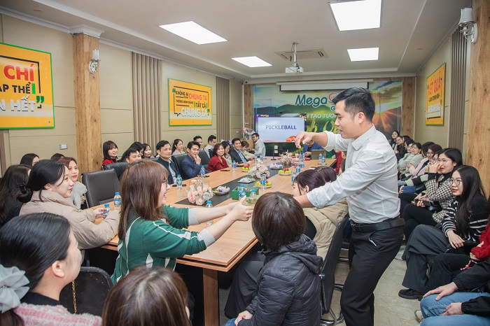 Sữa Hoàng Gia Royal Ausnz Tổ Chức Tiệc Khai Xuân, Mở Lộc Năm Mới 2025