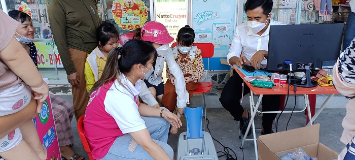 Trade and show tại Thu Hiền