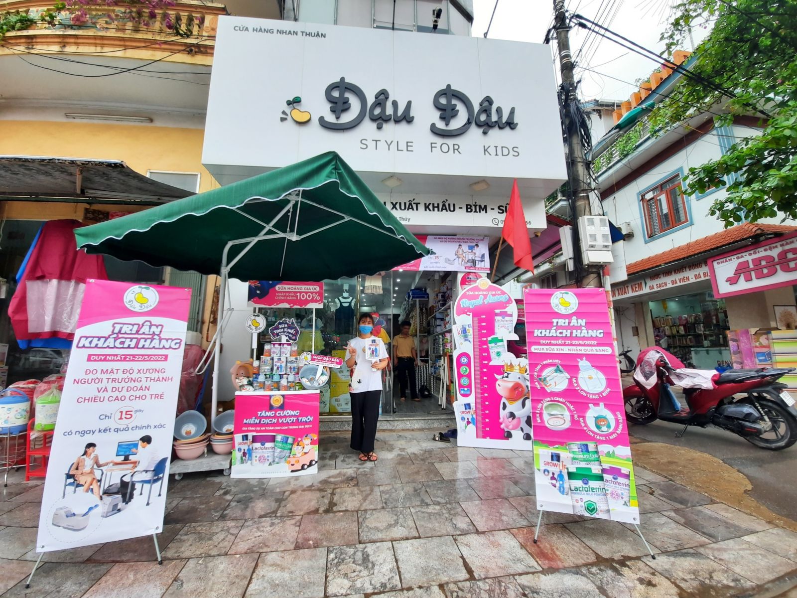 Trade & Show  Sữa Hoàng Gia tại Shop Đậu Đậu