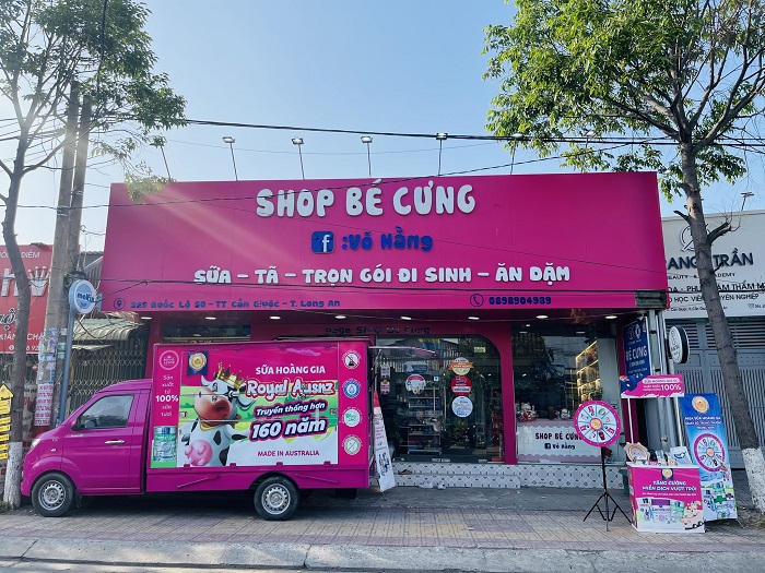 Trade And Show Sữa Hoàng Gia “nam tiến” thành công tại Shop Bé Cưng Long An