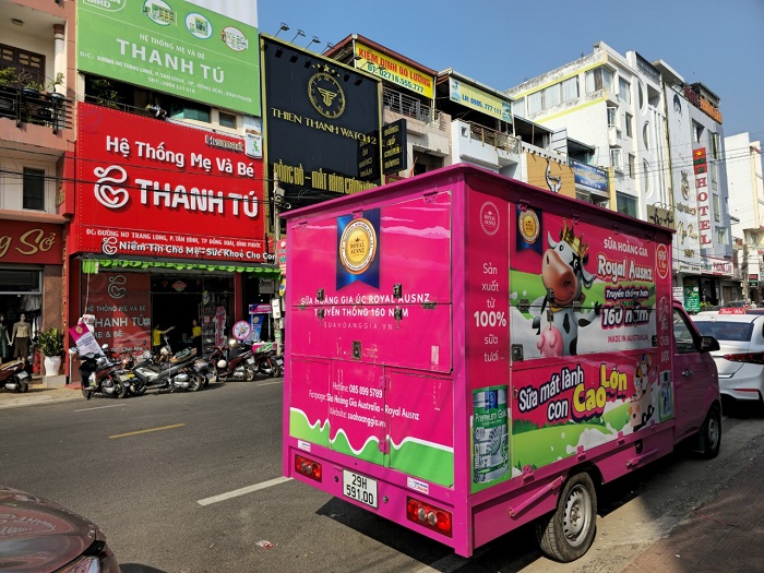 trade and show Sữa Hoàng Gia