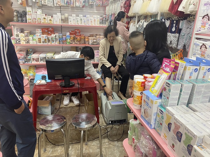 Đo xương tại Tin Tin Store